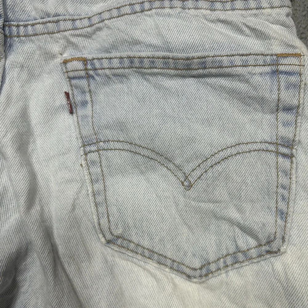 Vintage Levis 550 Jeans Mens 34x34 Relaxed Fit Made USA‎ Holes Stains 90s Denim